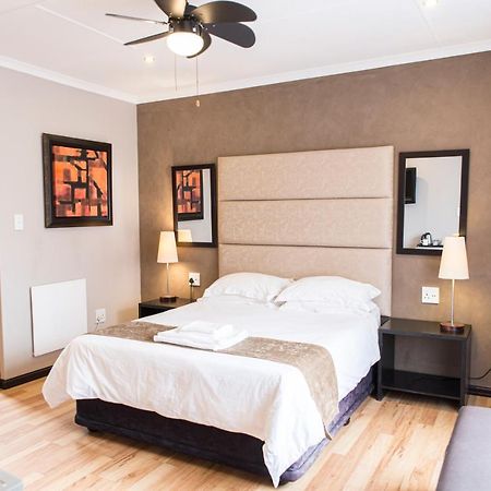 Ruth Avenue Guest House 伊登维尔 外观 照片